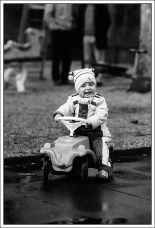 по машинам!