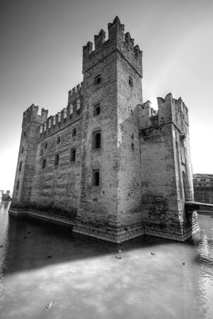 ********* Sirmione