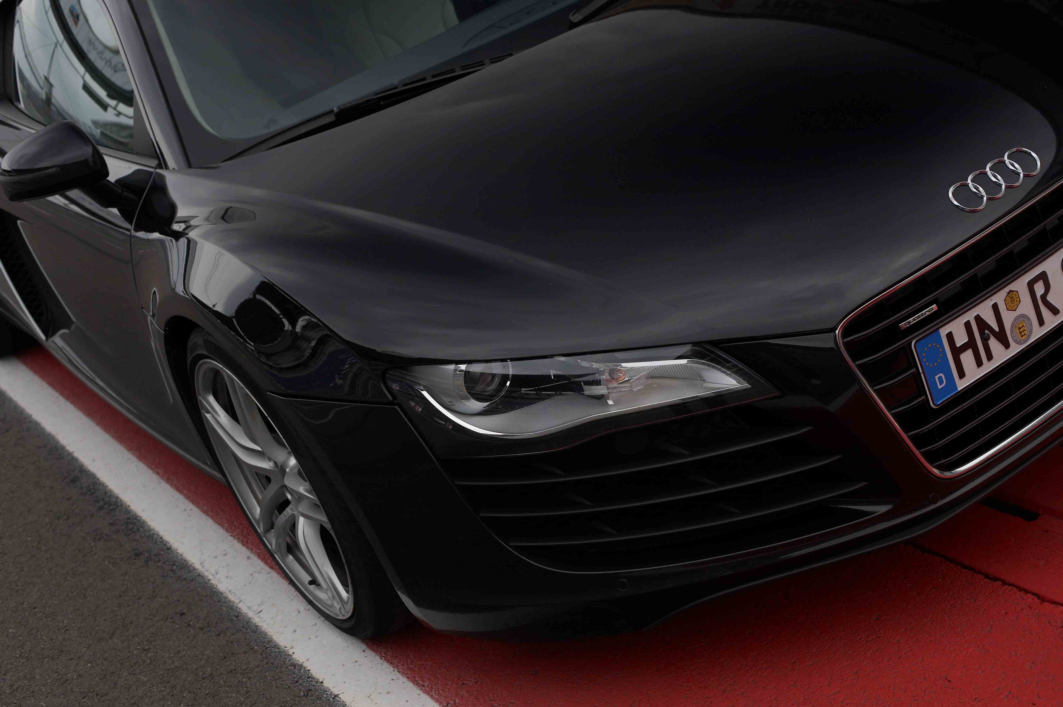 Audi R8 (3/4)