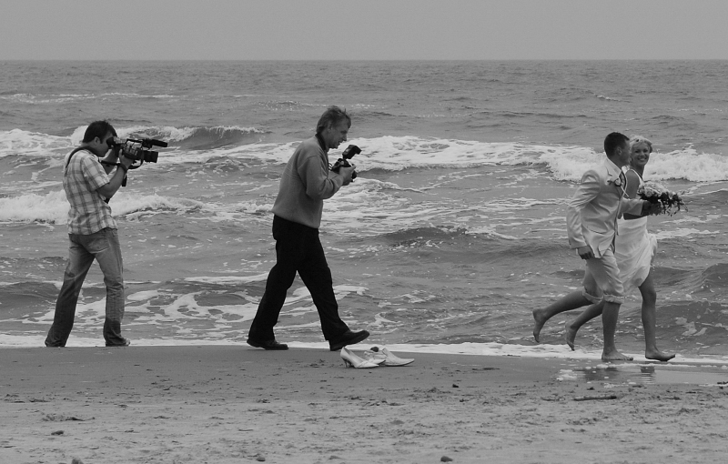 about photographers, weddings and shoes...