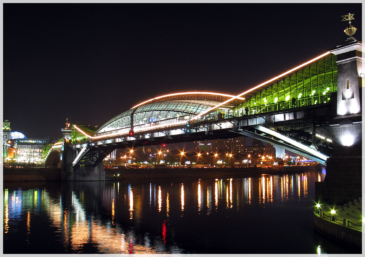 Вечерняя Москва. Андреевский мост.