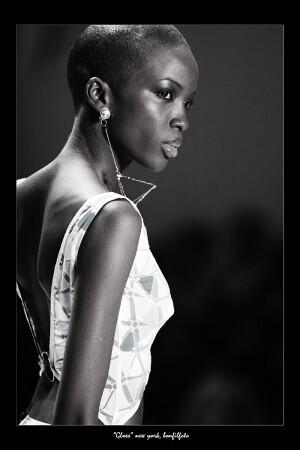 "BLACK GLOSS" NEW YORK
