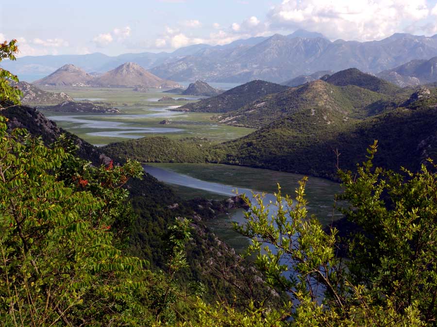 Край горный, край озерный