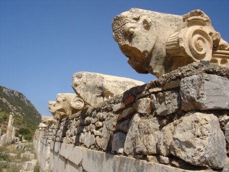 Развалины античности