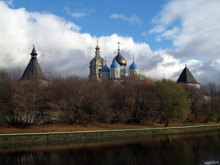 Новоспасский мужской монастырь.