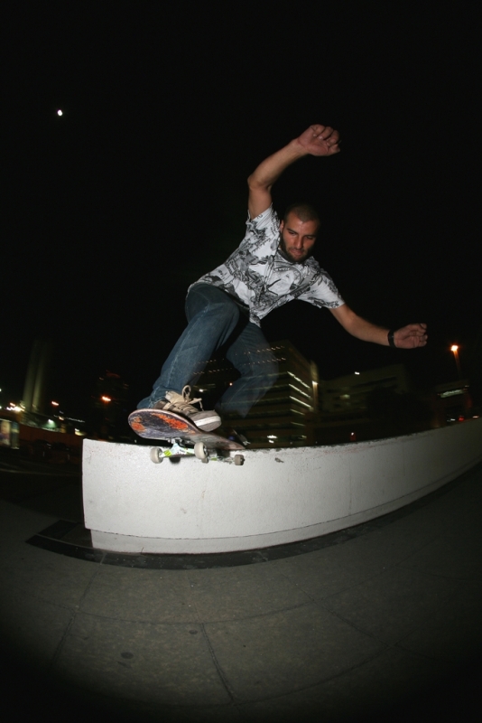 Bs tail slide