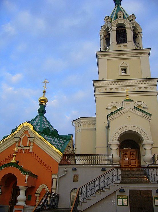 Храм