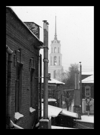 А из нашего окна...