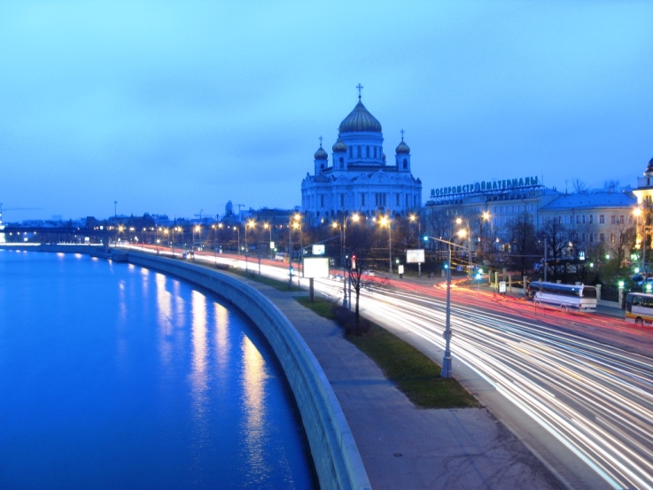 москва вечером