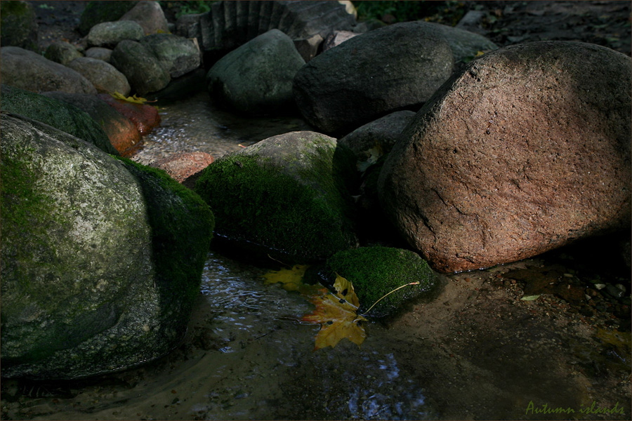 Autumn islands