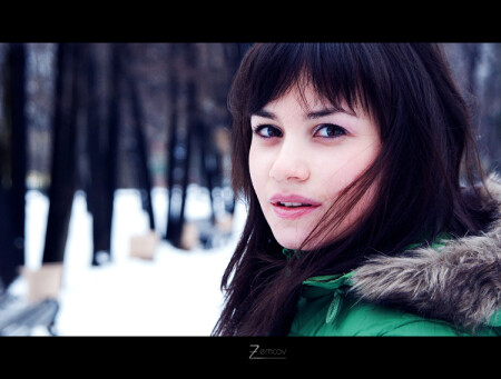 Оленька.
