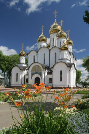 Переславль. В Никольском монастыре.