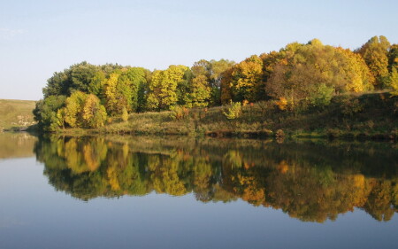 Красивая меча