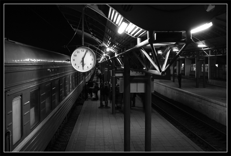 18:04