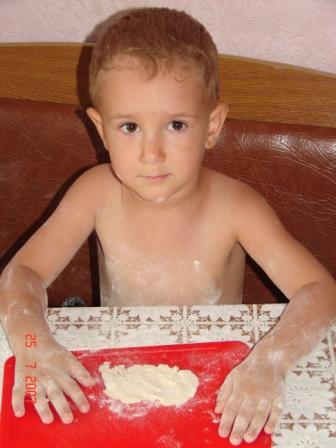 помощник