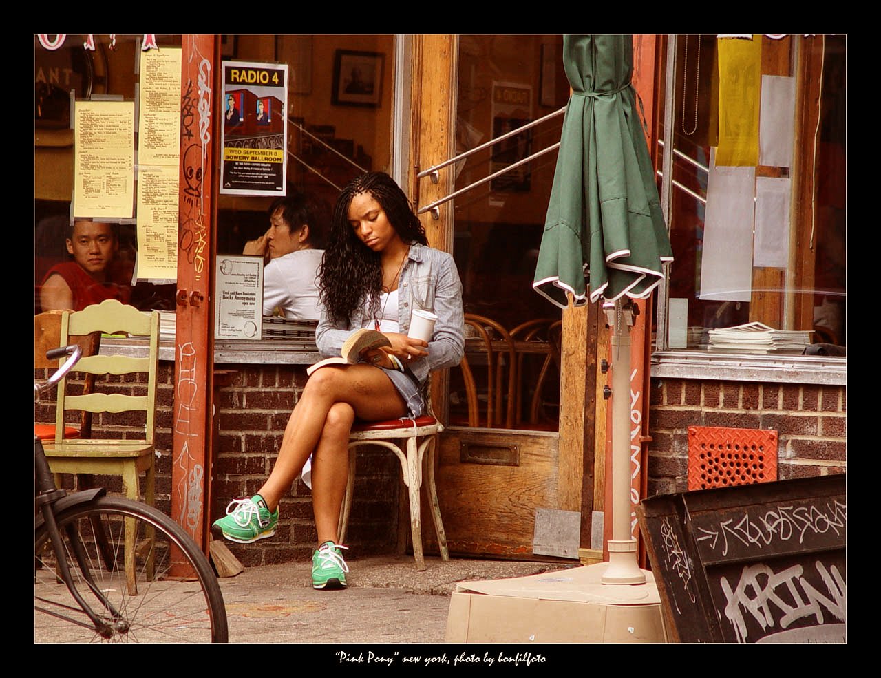 CAFE &quot;PINK PONY&quot; NEW YORK