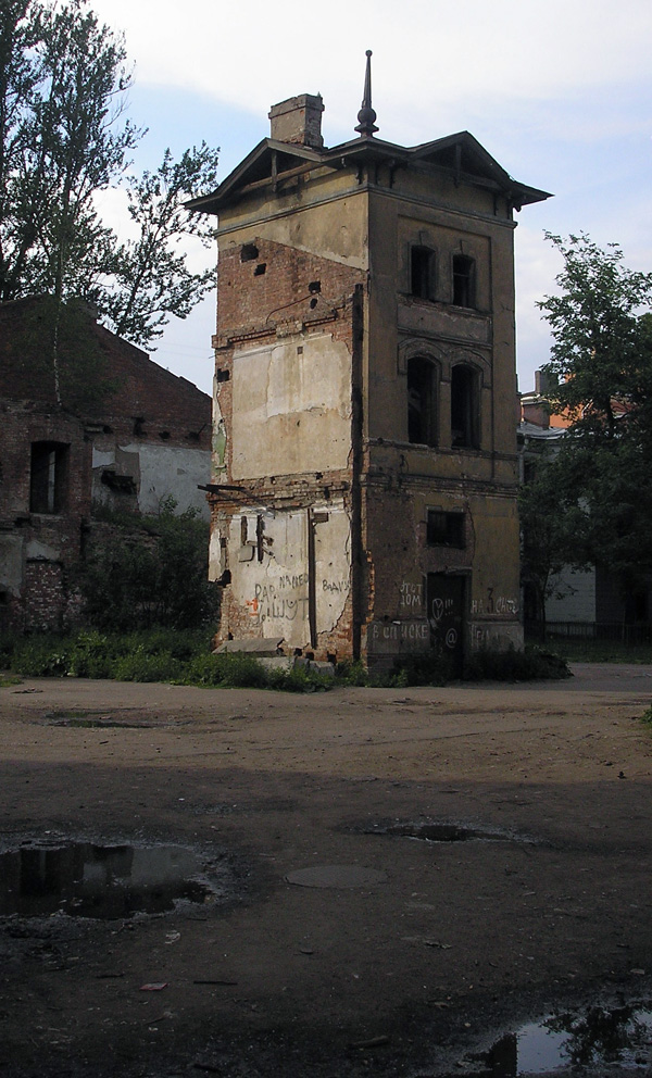 Башня неизвестного назначения