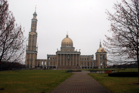 Костел Jana Pawla II