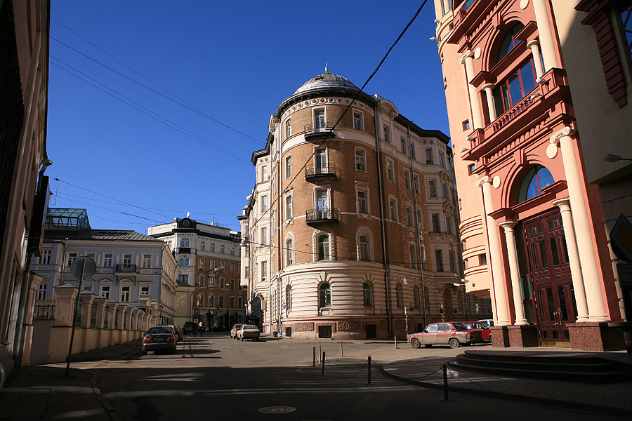 Москва. Здание страхового общества «Россия».