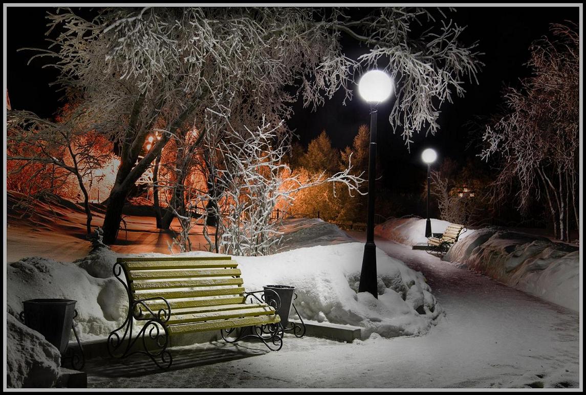 Скамейка, улица, фонарь...