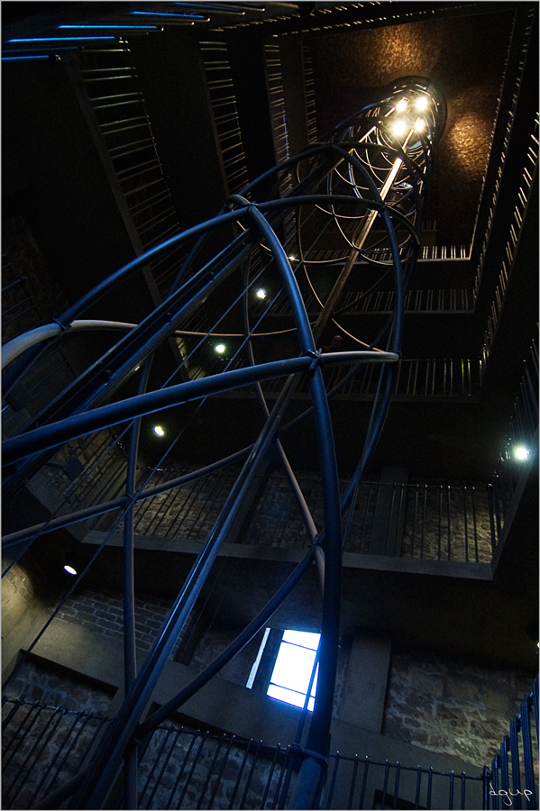 VERTIGO (In Prague).