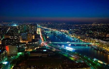 Ночной Париж