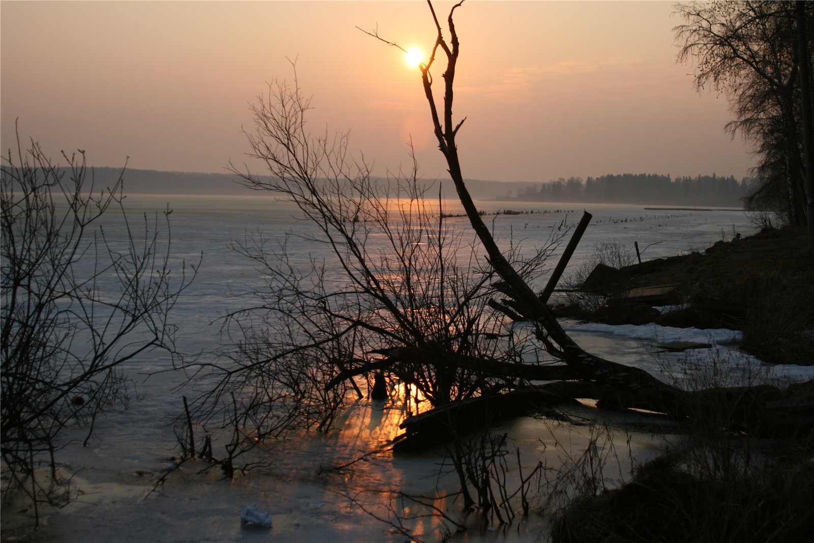 Апрель