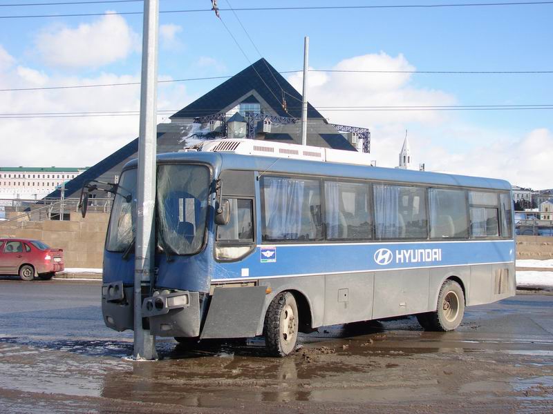 Hyundai и столб