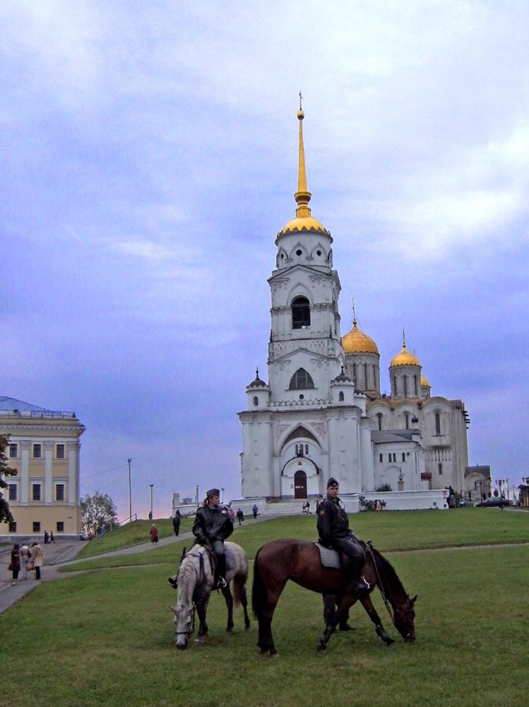 Соборния площадь.