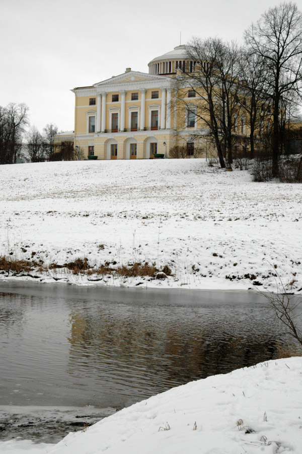 Павловский дворец