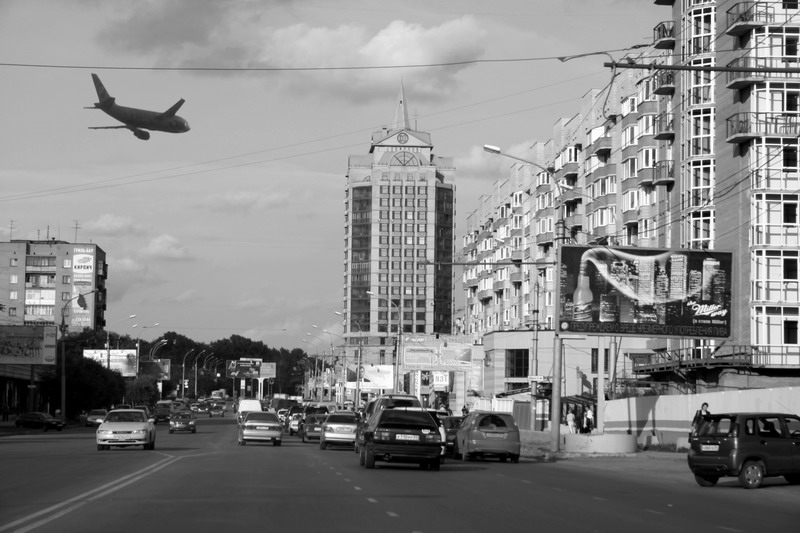 Иваныч, а вот в этом магазине жена шубку покупала