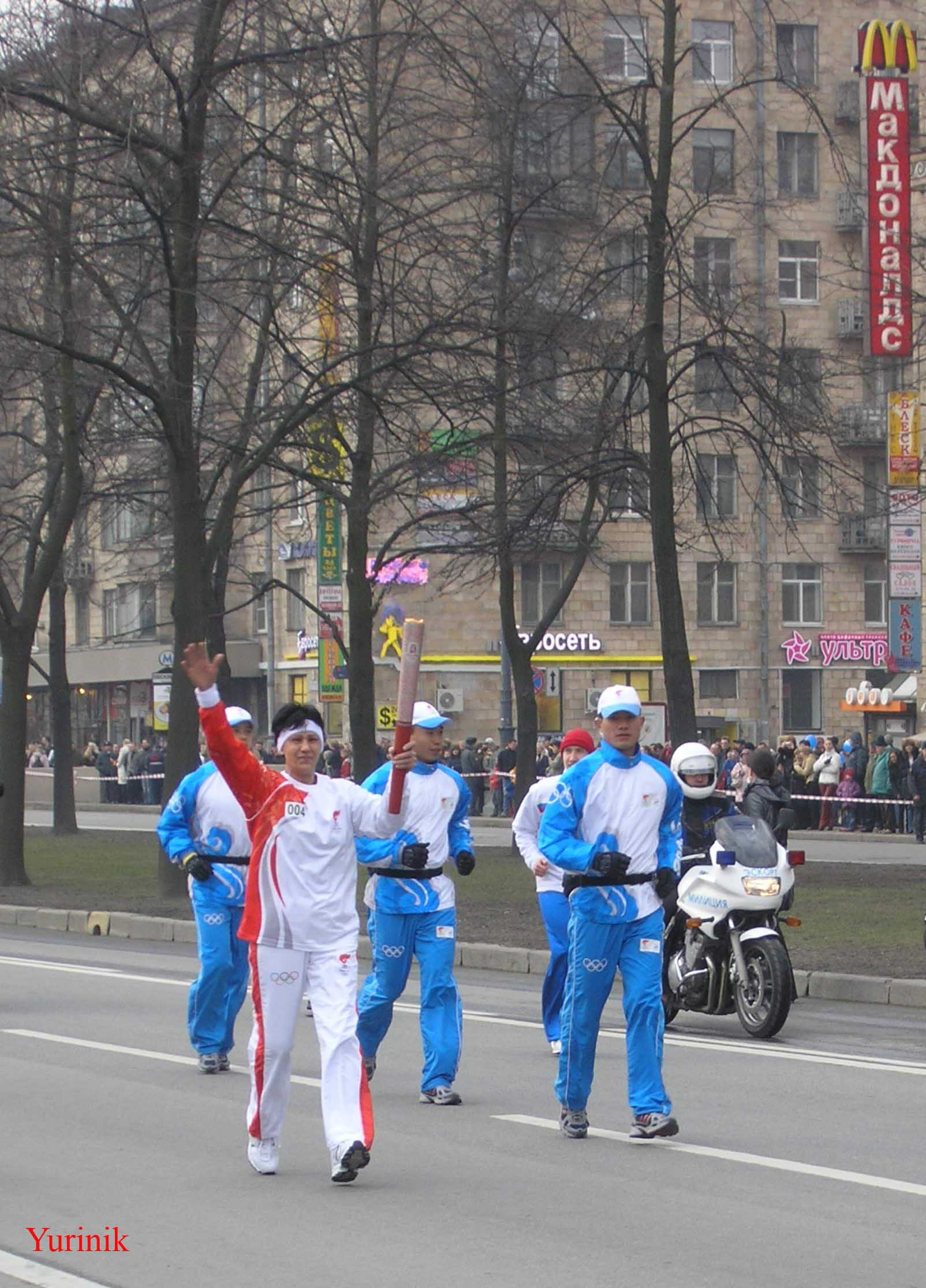 Олимпийский огонь в Питере!