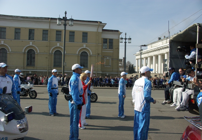 Олимпийский огонь в Питере