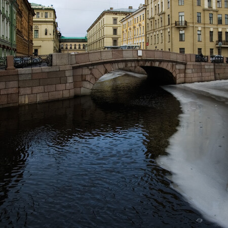 Петербургская, предвесенняя...