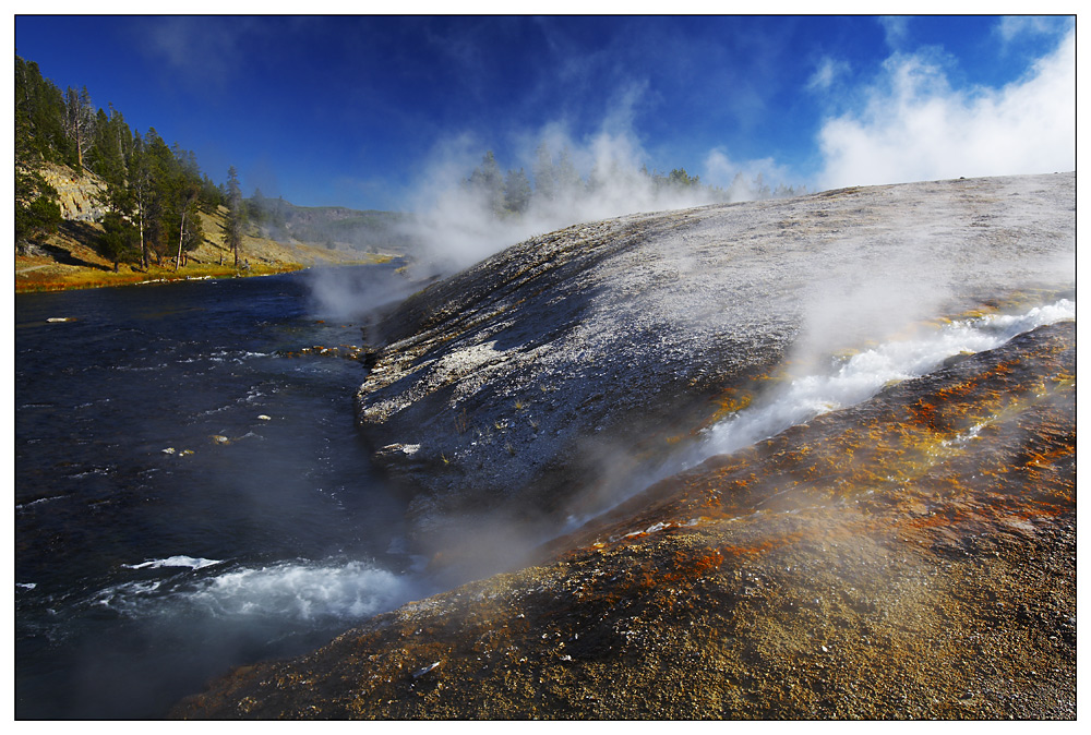 Midway Geyser Basin. Yellowstone. 