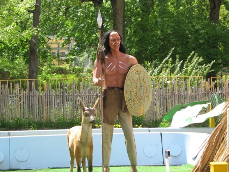 Старый друг