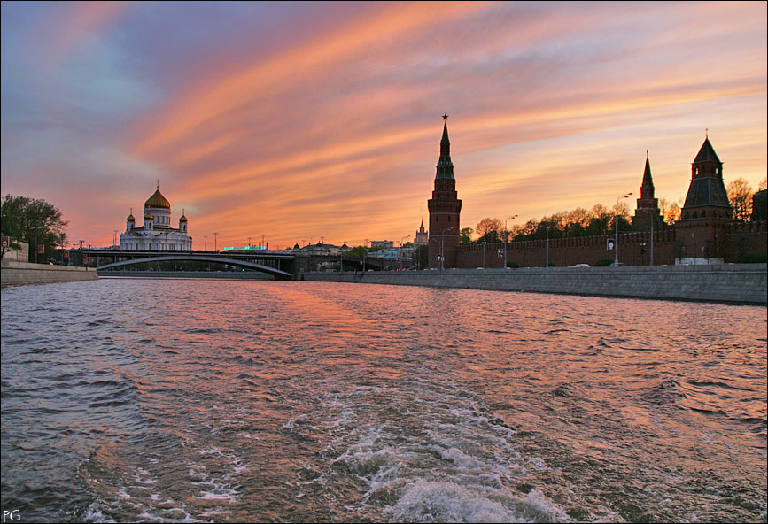 Москва вечерняя.