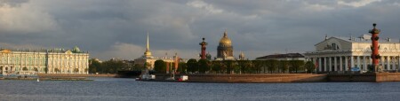 Пасмурный вечер на Стрелке