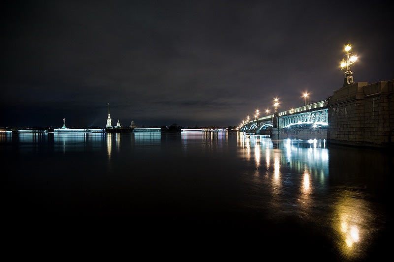 Saint-Pete at night