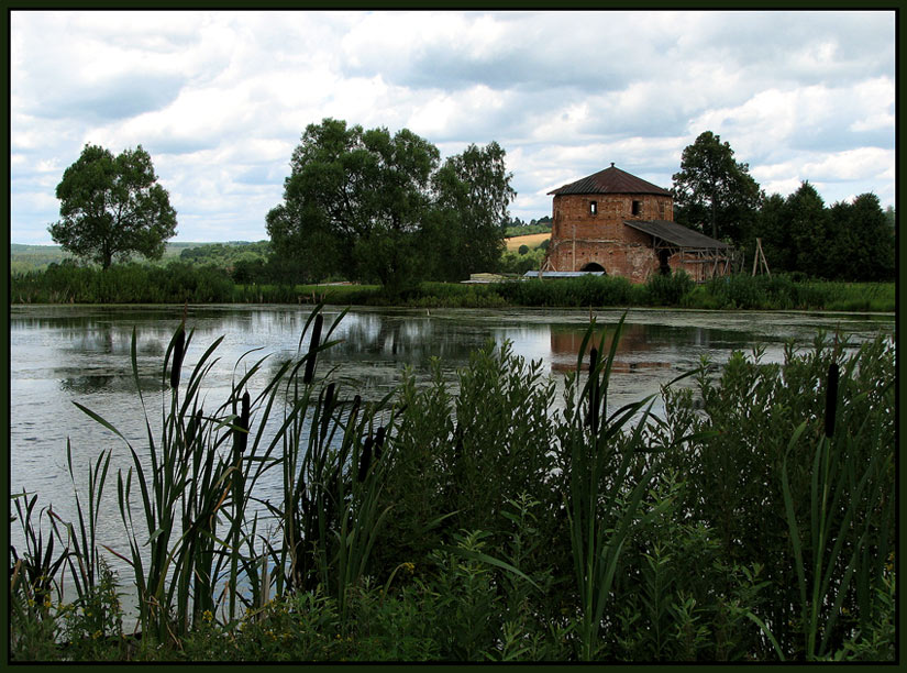 Тараканово. Церковь, где вечался Блок.