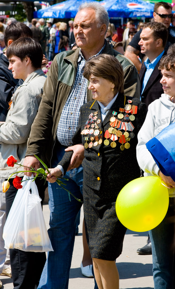 У вечного огня..