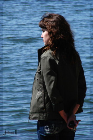 Девушка и море