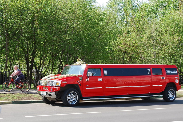 а теща на красном велосипеде поедет ...:)))