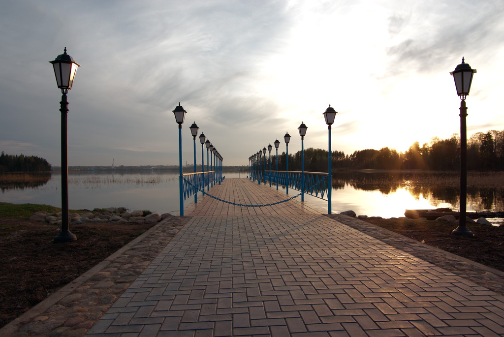 Валдай - пристань, Иверский монастырь