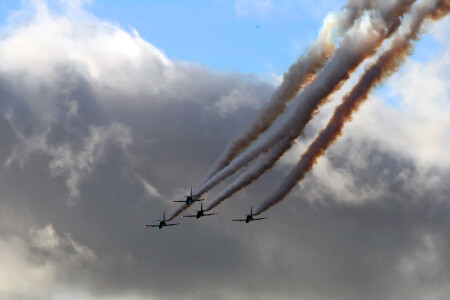 с пути не свернуть