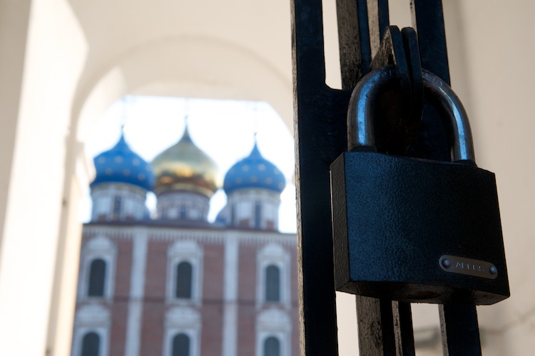 Кремль под замком