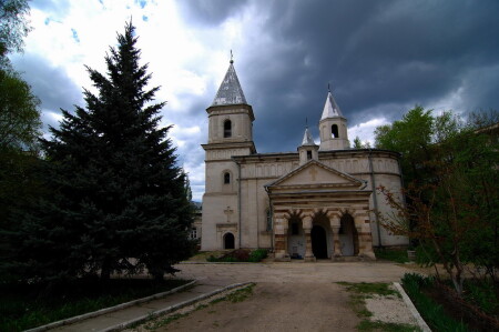 Армянская апостольская церковь Св. Богородицы