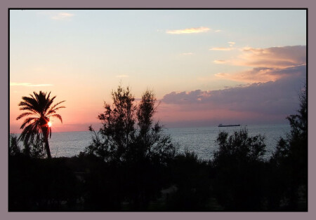 Утомленное солнце