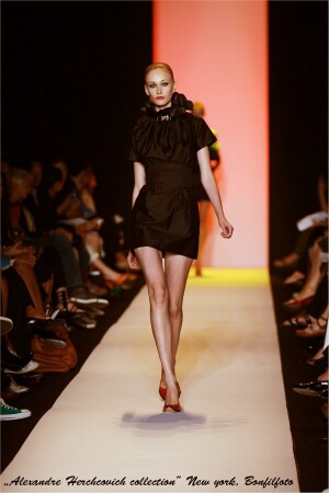 "ALEXANDRE HERCHCOVITCH COLLECTION" NEW YORK