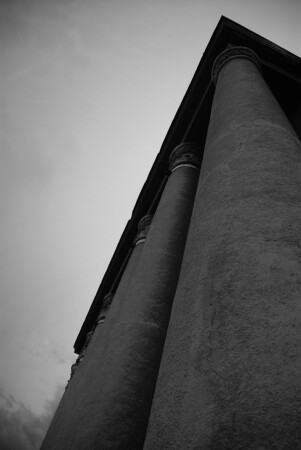 Виличие колон в архитектуре